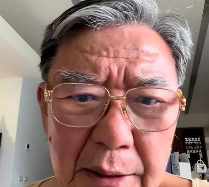 73岁李立群近况曝光：定居乡下住处杂乱经常吃水煮青菜太心酸